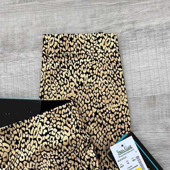 NWT Gold Cheetah Print Leggings - Picture 4 of 4